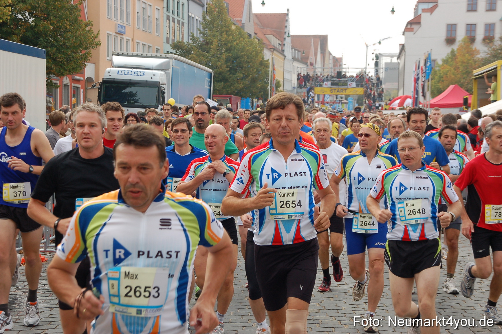 0029 Stadtlauf Neumarkt Unterer Markt 200909